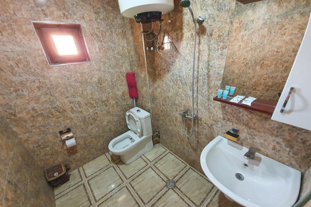 Apartments Residence バトゥーミ エクステリア 写真