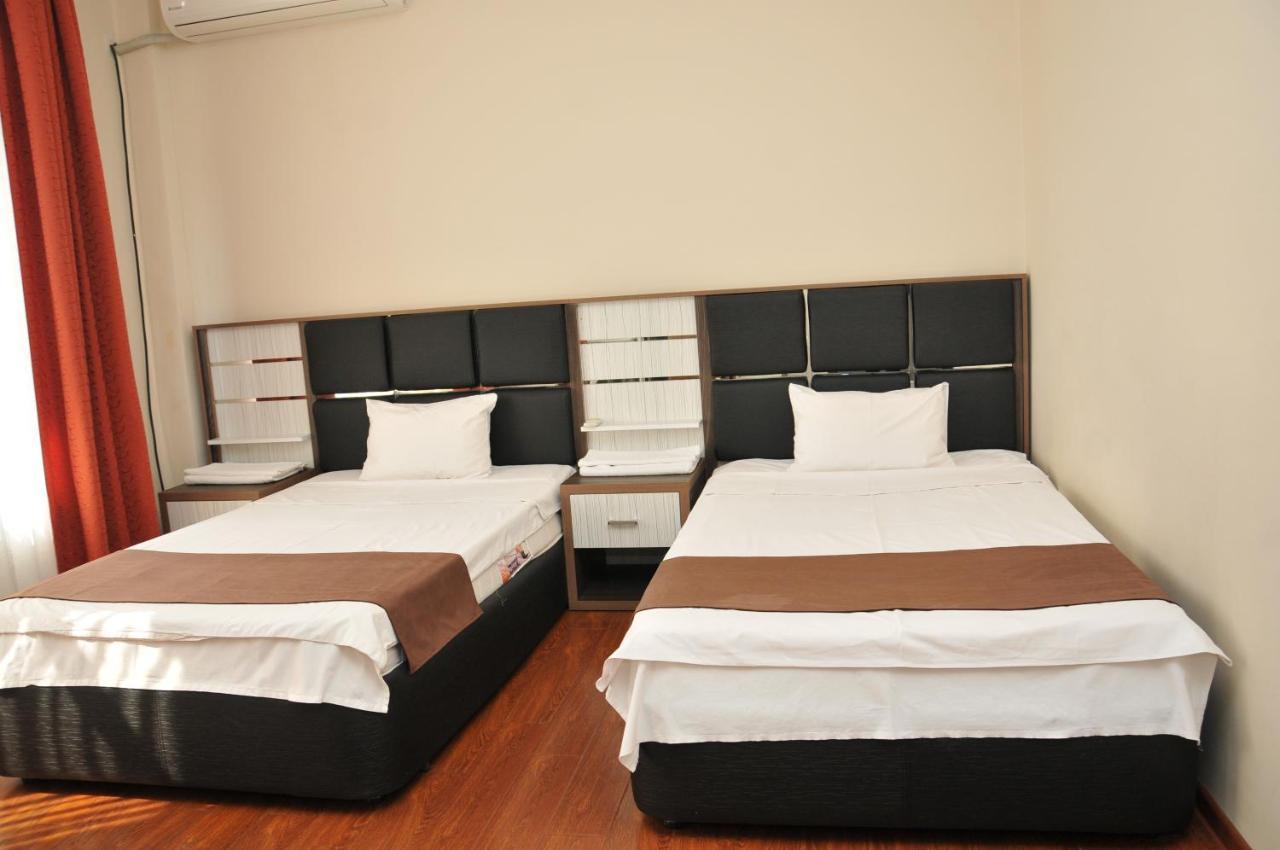 Apartments Residence バトゥーミ エクステリア 写真